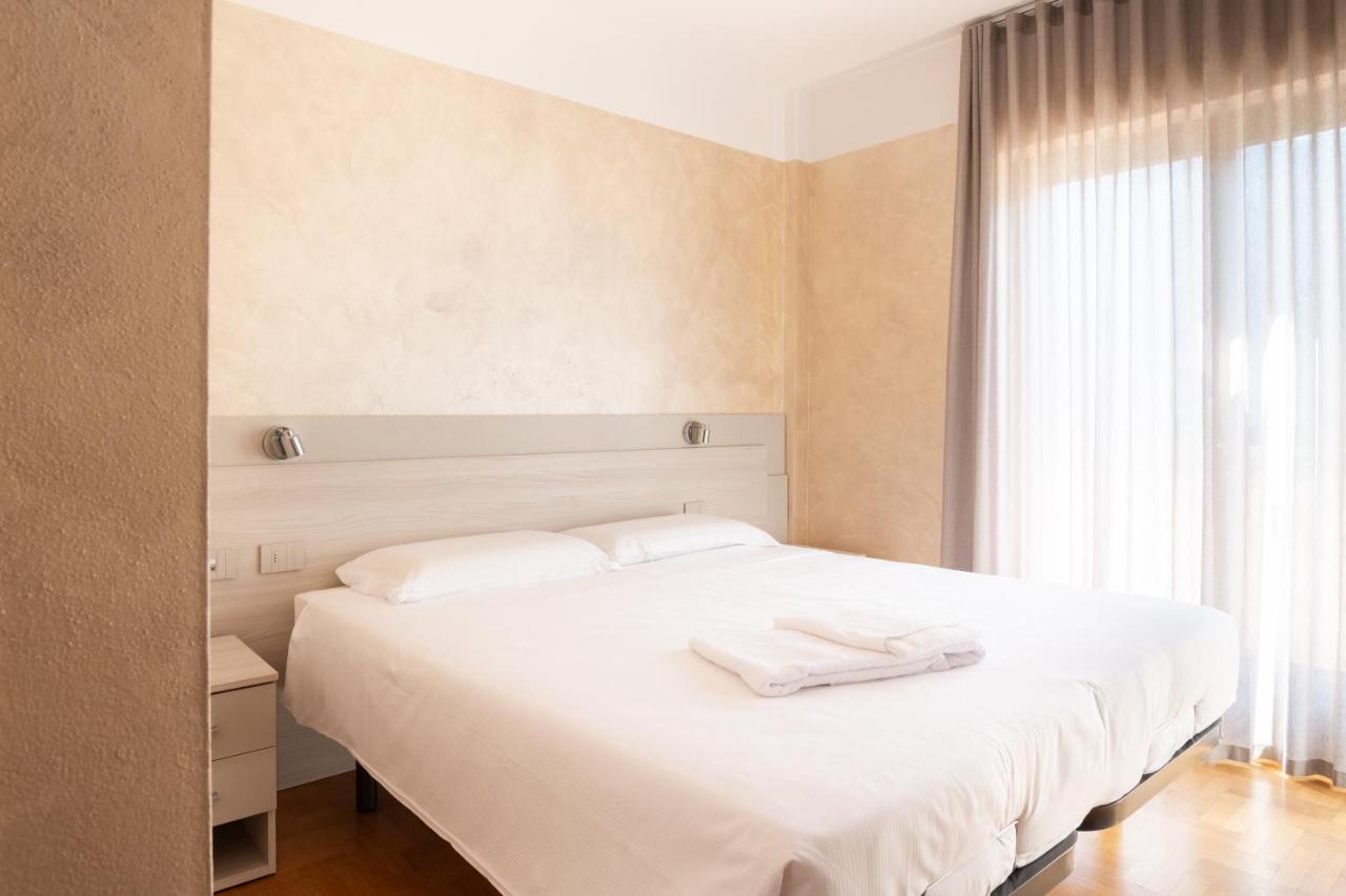 Hotel Vezza Alpine Lodge & Spa Vezza dʼOglio Dış mekan fotoğraf